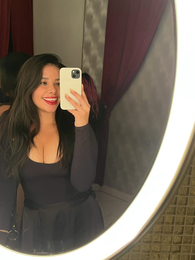 Sofía @alwayssofia OnlyFans model sexy photo  standing taking mirror selfie