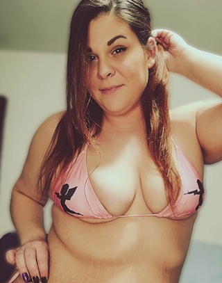 Chubby Milf @chubbymilf4208 chubby onlyfans model wearing bra